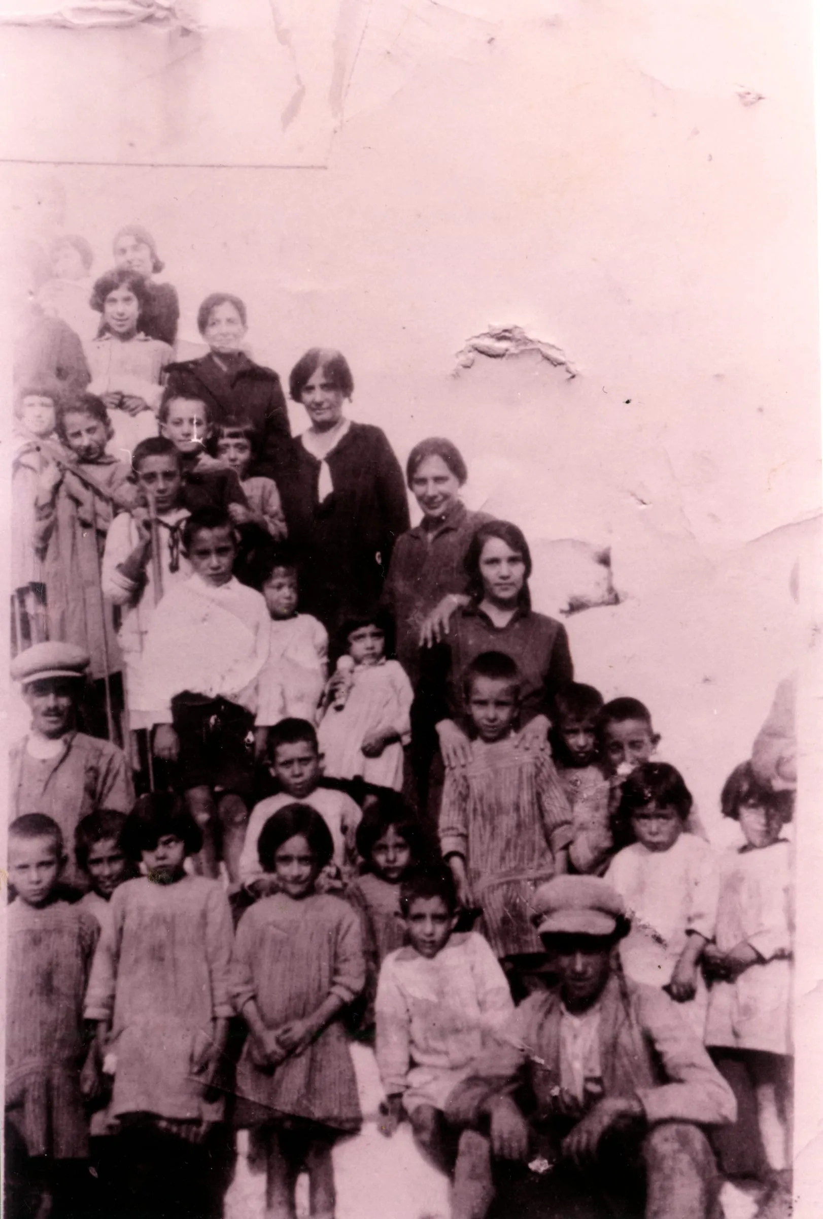 Παιδιά του Κουμάρου, 1932